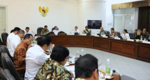 Presiden Pimpin Ratas  Evaluasi Pelaksanaan Proyek Strategis Nasional dan Program Prioritas di Provinsi NTT