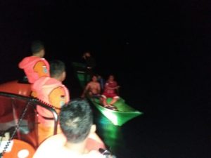 Terombang Ambing di Laut, Empat Penumpang Longboat Diselamatkan Basarnas