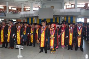 Hari Pertama, UHO Cetak 706 Wisudawan