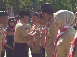 Bupati dan Mantan Bupati Terima Penghargaan dari Kwarnas Pramuka Indonesia