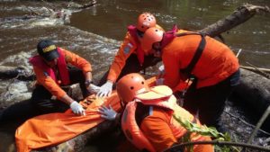 Jatuh Dijurang KM 17 Kolaka, Korban Ditemukan Sudah Meninggal Dunia
