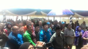 Akhir Masa Jabatan, Asrun Resmikan Pasar Rakyat Baruga