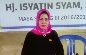 Reses di Besulutu, Hj Isyatin Syam Janji Perjuangkan Aspirasi Warga