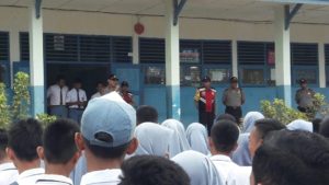Lakukan Penyelidikan Terkait Foto Setengah Telanjang Yang Lagi Viral, Polisi Sambangi SMAN 1 Sampara