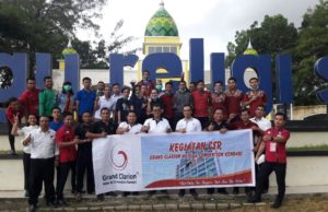 Manajemen Grand Clarion Gelar Bersih Bersih di Eks MTQ
