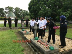 Gelar Upacara Di TMP, Adhar : Itu Adalah Bagian Menyambut Hari Bakti Imigrasi Ke-68
