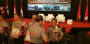 Raih Trofi, Polda Sultra Diminta Lebih Meningkatkan Pelayanan