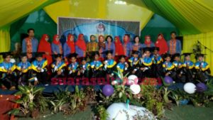 Wisuda Perdana SDN Nirannuang Dirangkaikan Dengan Acara Buka Puasa Bersama