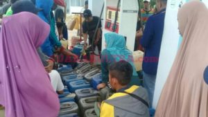 Premium Langka, SPBN Laimeo Diserbu Warga