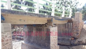Jembatan Rusak, Warga Desa Mata Wawatu Keluhkan Kinerja Kadesnya