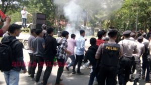 Demo Hari Anti Korupsi di Konawe Ricuh
