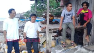 Peduli Sesama, Caleg DPRD Sultra Kunjungi Warga Korban  Abrasi Pantai