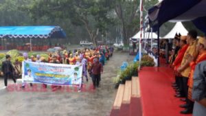 Meski Diguyur Hujan, Peserta Karnaval HUT Konawe – 59 Tetap Antusias