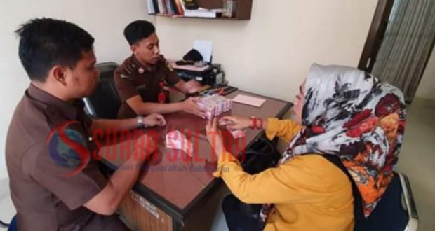 Kejari Konawe Kembali Menerima Uang Pengganti Dan Denda Dari Terpidana