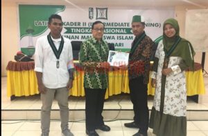 Gelar Latihan Kader II, HMI Cabang Kendari Hadirkan Akbar Tanjung