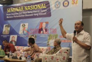 Peran Investasi dan Daya Saing Daerah Dalam Memacu Pertumbuhan Ekonomi Yang Inklusif