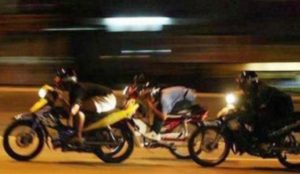 Balap Liar di Depan Kantor DPRD Konawe Meresahkan Warga