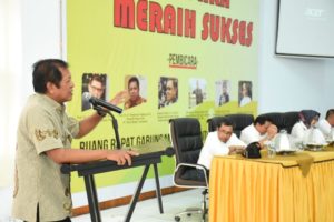 IKA SMA 200 Gelar Kegiatan “Alumni Berbagi”, Bupati Soppeng Sampaikan Ucapan Terima Kasih
