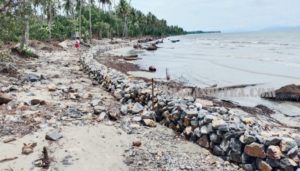 Dituding Tidak Berdayakan Warga, Ini Penjelasan Kontraktor Proyek Rehabilitasi Pengaman Abrasi Pantai Pudonggala Utama