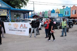 Sejumlah Organisasi Pemuda di Soppeng Bagikan Masker Gratis