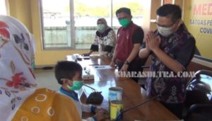 Peduli Nasib Tenaga Medis, Bocah Tujuh Tahun di Kendari Sumbangkan Uang Tabungan