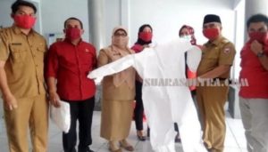 Bersama Cegah Covid-19, PDI Perjuangan Butur Bantu APD ke Gugus Tugas