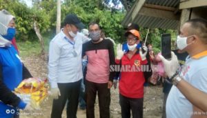 Peduli Nasib Teman SMA, Ruksamin Sumbang Dana Rehab Rumah