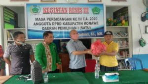 Reses di Tengah Pandemi Covid-19, Rusdianto Bagikan Sembako ke Warga Terdampak