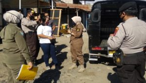 Tim Gabungan Gelar Razia Masker di Pasar Cabbenge, Masyarakat Soppeng Diimbau Tingkatkan Kepatuhan