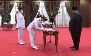 Lantik Tiga Kepala Daerah, Ini Pesan Gubernur Sultra