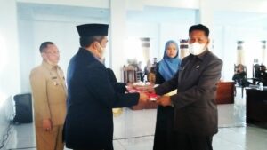 Wabup Butur Serahkan Rancangan Awal RPJMD ke DPRD