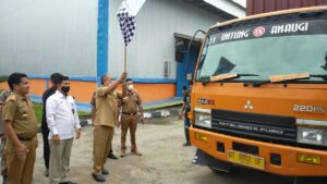 Lepas 1000 Ton Beras Bulog ke Sulawesi Utara, Ini Harapan Bupati Konawe