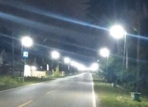 Kades Bersama Warga Tongalino Sulap Kampung Menjadi Kota Kecil
