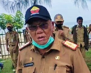 Tangani Lumpur di Jalan Poros Lasolo-Meluhu, Dinas PUPR Konut Turunkan Alat Berat