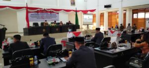 Rapat Paripurna DPRD Konawe Mendengarkan Pidato Kenegaraan Presiden Republik Indonesia Secara Virtual