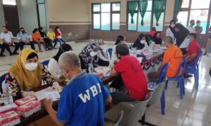 Ratusan Warga Binaan Pemasyarakatan Rutan Unaaha Menjalani Vaksinasi Covid-19
