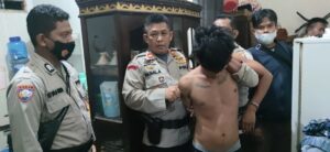 Polisi Amankan Pria Mabuk Usai Tikam Warga di Warung Makan