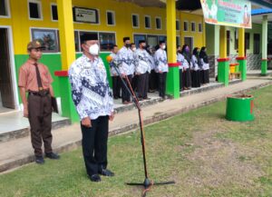 Upacara Peringatan Hari Guru Nasional Tingkat Kecamatan Sawa Berlangsung Khidmat
