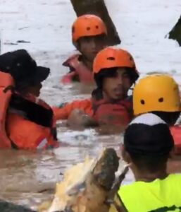 Banjir Soppeng Telan Korban Jiwa, Tim SAR Bersama BPBD Fokuskan Pencarian