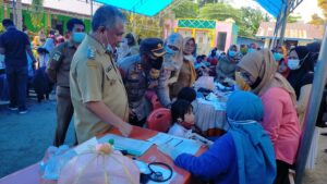 Pemda Konawe Canangkan Vaksinasi Anak, Bupati Pantau Pelaksanaan di SDN 1 Unaaha