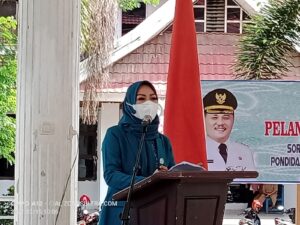 Lantik 14 TP-PPK Tingkat Kecamatan, Ini Pesan Titin Kery Saiful Konggoasa