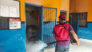 Cegah Penyakit DBD, Lapas Rutan Unaaha Fogging Blok Hunian
