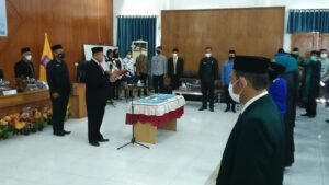 Wabup Butur Lantik 113 Pejabat Pengawas dan Guru yang Diberi Tugas Tambahan Sebagai Kepala Sekolah