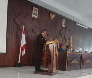 Rukman Basri Zakaria Resmi Jabat Ketua DPRD Butur