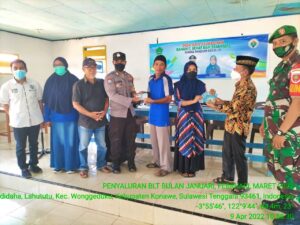 Pemdes Lahotutu Salurkan BLT Dana Desa Tahap Satu, 100 KPM Terima Berkah Ramadhan