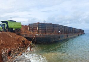 Syahbandar Wilayah III Kolaka Diduga Terbitkan SIB Untuk Kapal Pengangkut Hasil Tambang Ilegal