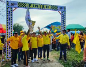 Jalan Sehat DPD II Golkar Konawe Bertabur Hadiah, Nurnining: Kami Berharap Partai Golkar Bisa Ada di Hati Rakyat