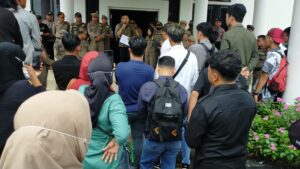 Minta Kotak Suara Dibuka, Aliansi Masyarakat Besu Unjuk Rasa di DPRD Konawe