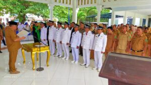 Puluhan Pejabat Eselon III, Pengawas dan Lurah Dilantik, Sekda Konawe: ASN Harus Memiliki Integritas, Kompetensi dan Loyalitas