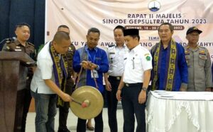 Didaulat Membuka Rapat II Majelis Sinode, Rusdianto Minta Kerukunan Antara Umat Beragama Dijaga